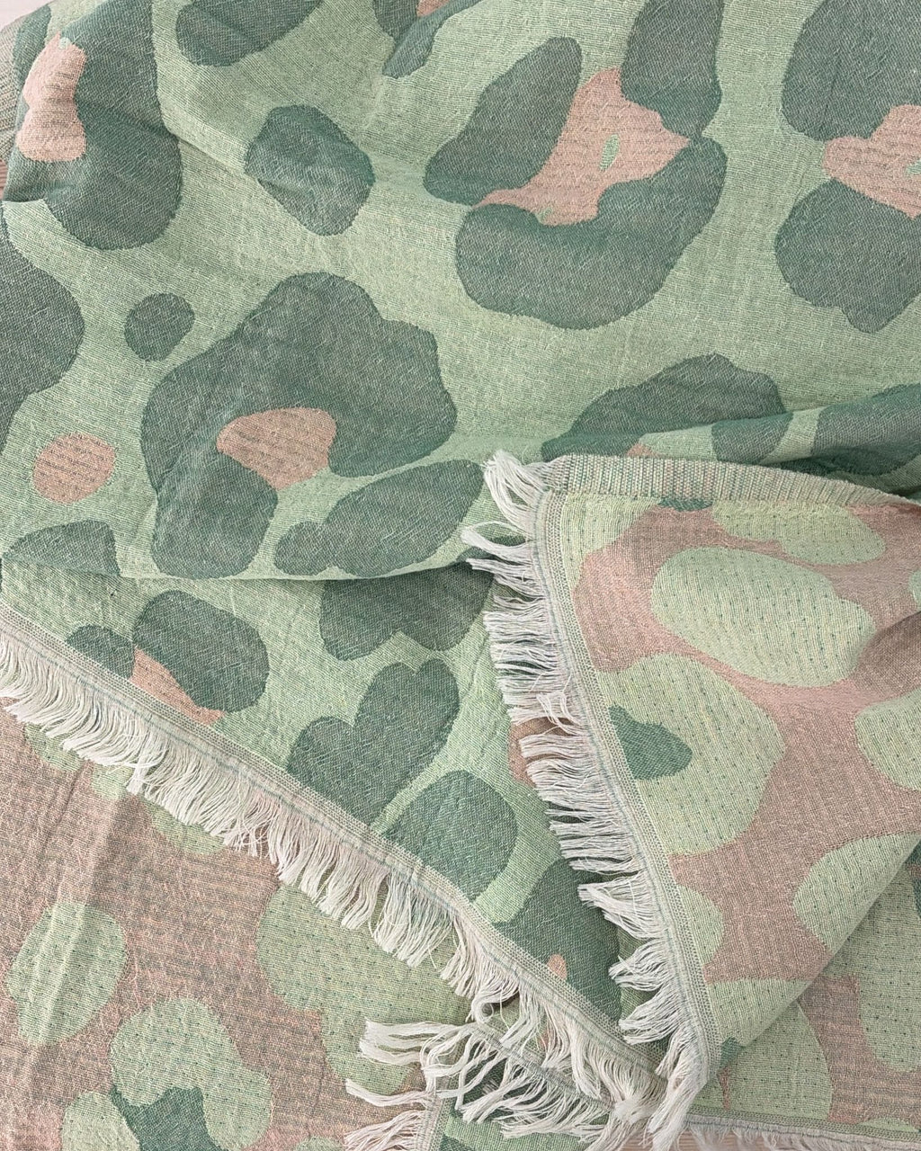 Women's Changing Poncho Neon Safari Sage & Blush – Jacquard Cotton